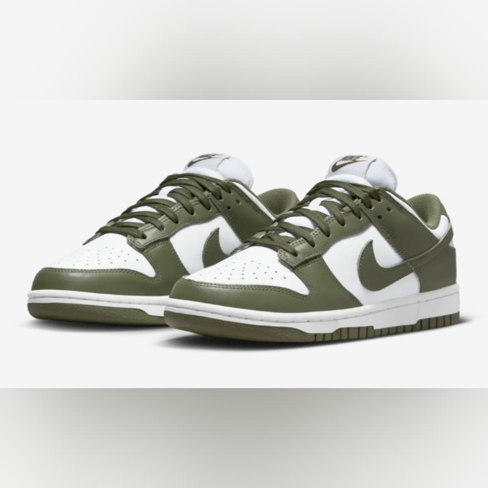 Nike Dunk Low Medium Olive
